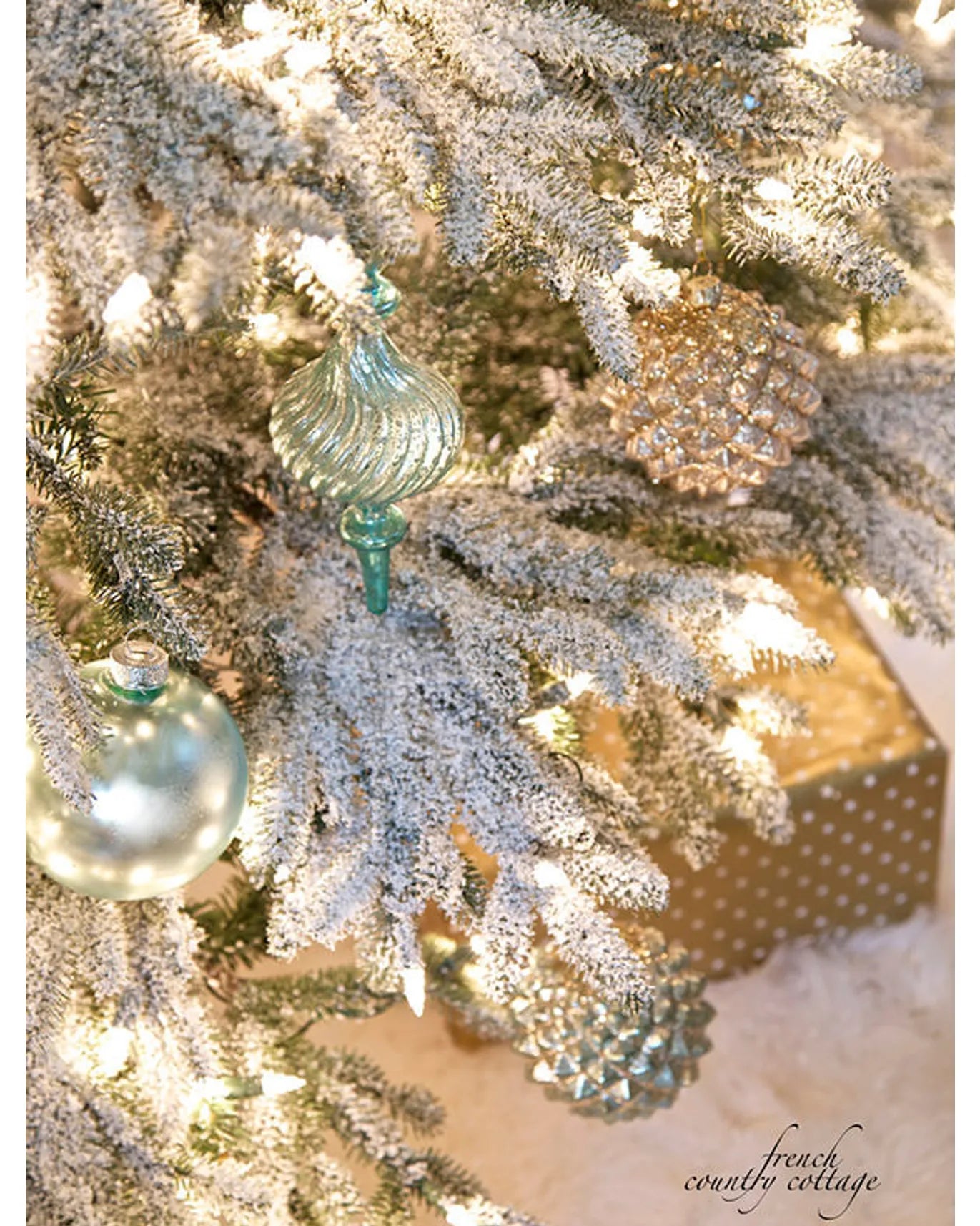 Frosted Fraser Fir Tree 9ft