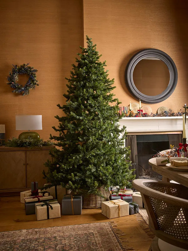 Ultimate Lights Pre-Lit Christmas Tree - 8ft