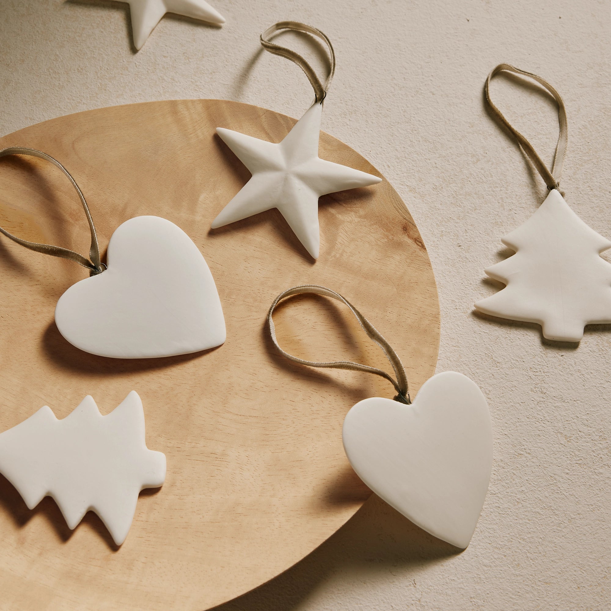White Ceramic Decorations – Set of 6