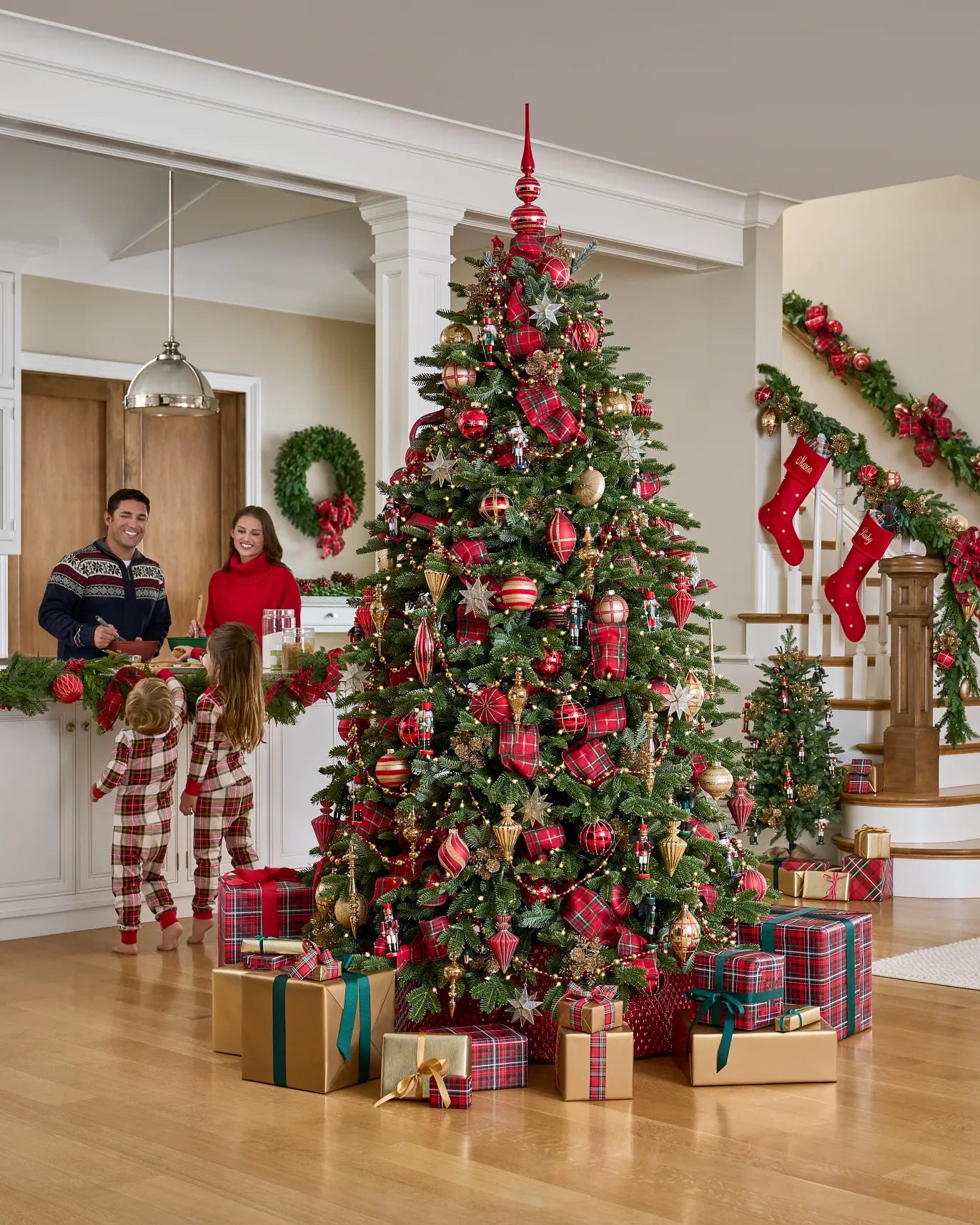 Christmas Charm Glass Bauble Set