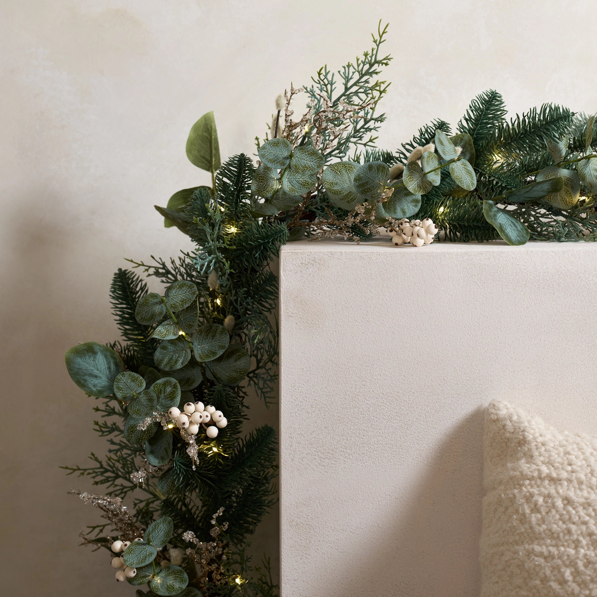 250cm Pre-Lit Frosted Eucalyptus Garland