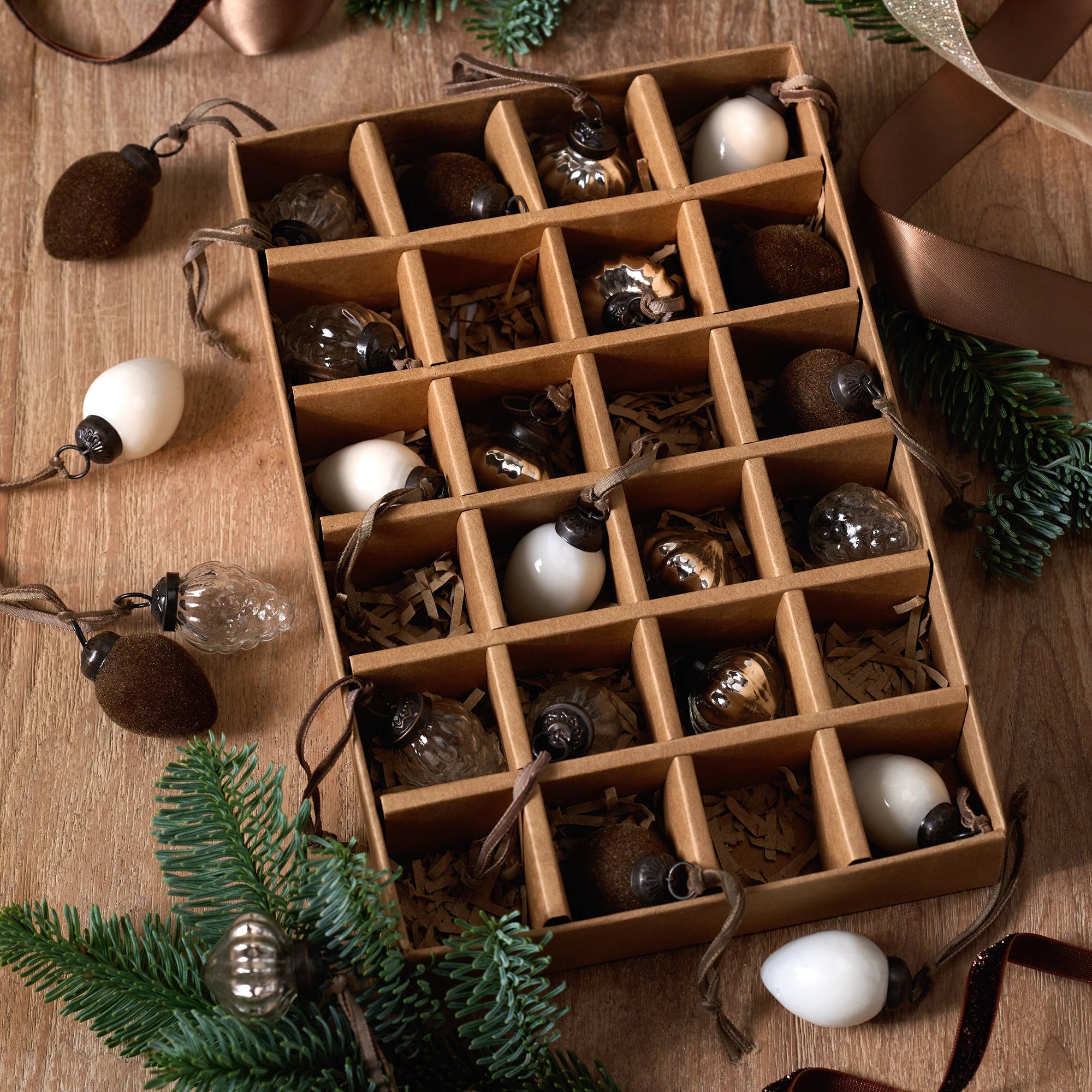 Mixed Mini Baubles – Set of 24