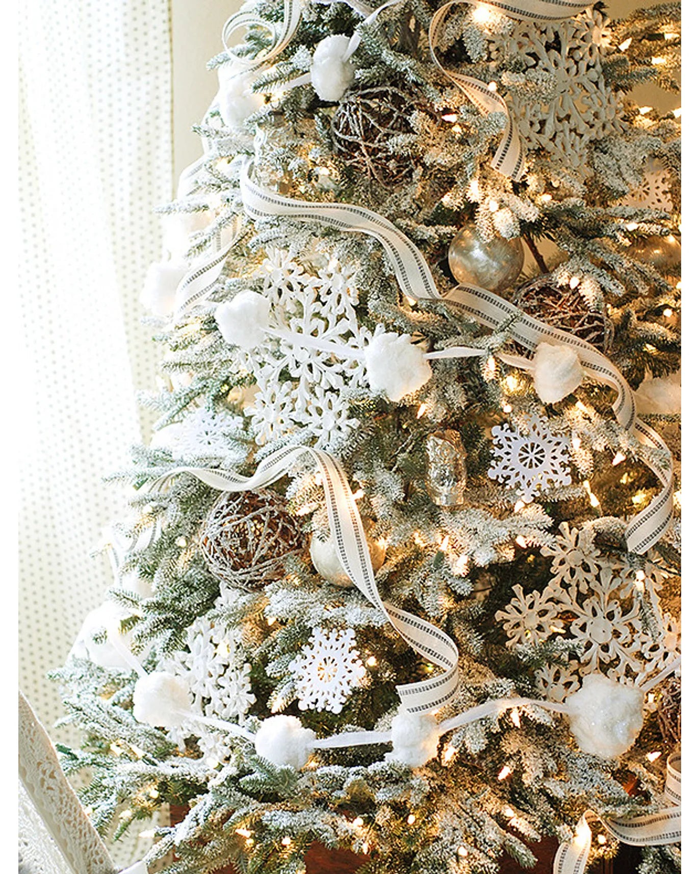 Frosted Fraser Fir Tree 9ft