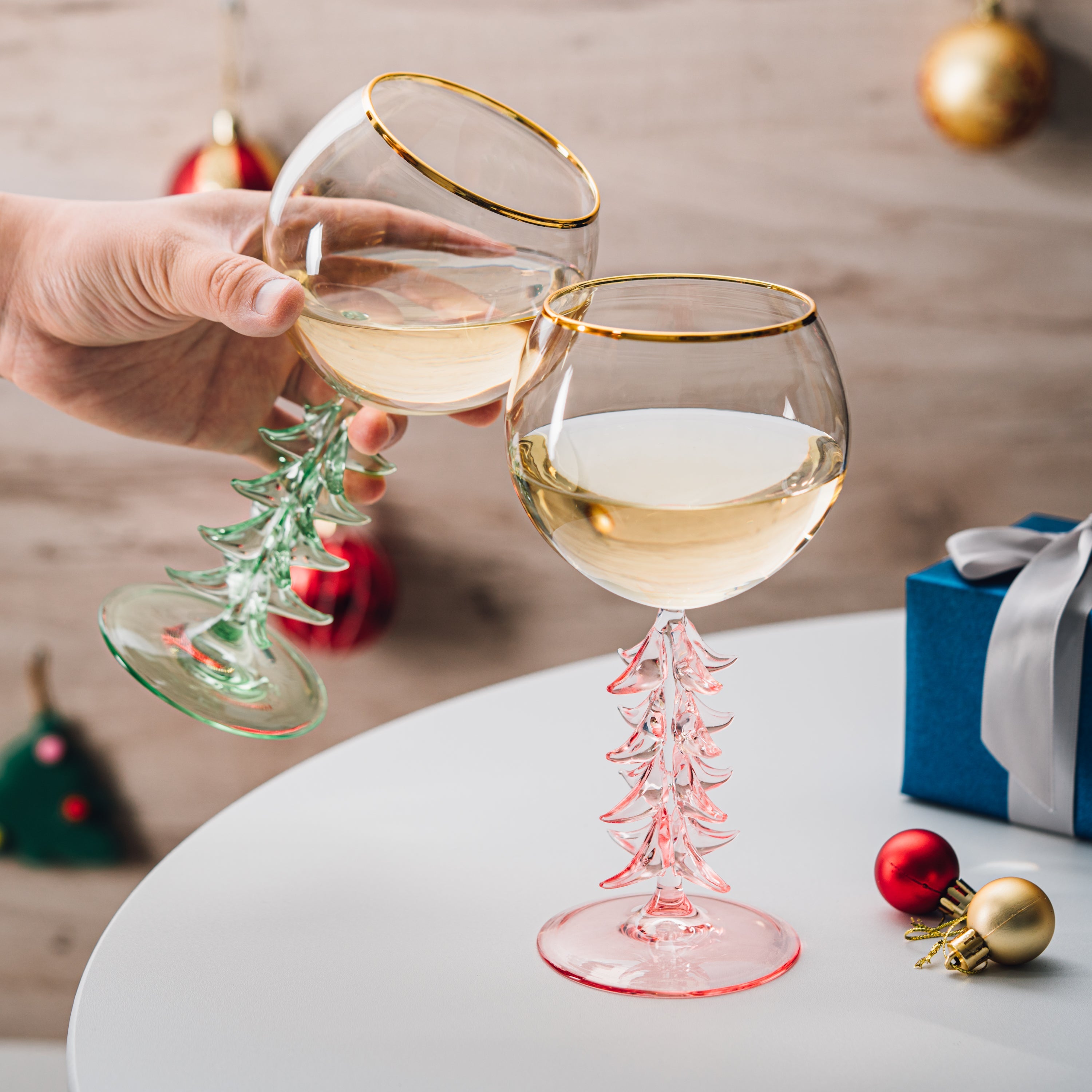 Crystal Christmas Holiday Tree Stemmed Wine Glass - Pink & Green - 12oz Goblet Bordeaux Gold Rim Colored Glassware, Cheerful Party Festive New Years Cheer for Holiday Gift Xmas & Winter Season