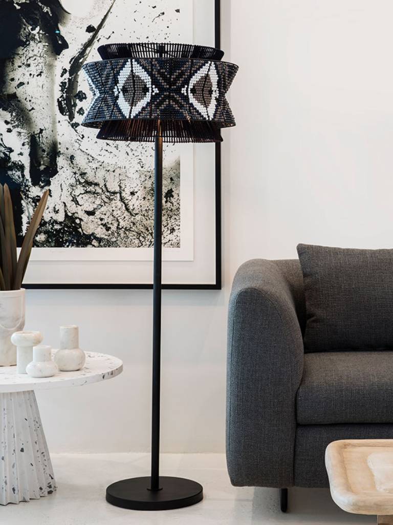 Omwami Floor Lamp