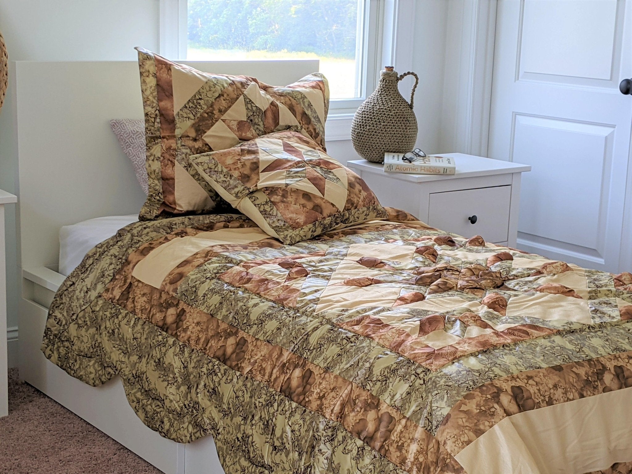 DaDa Bedding Collection DaDa Bedding Country Rustic Camo Earthy Floral Sandy Beige Green Comforter Set (BM6118L - 1) | Direct Furnish