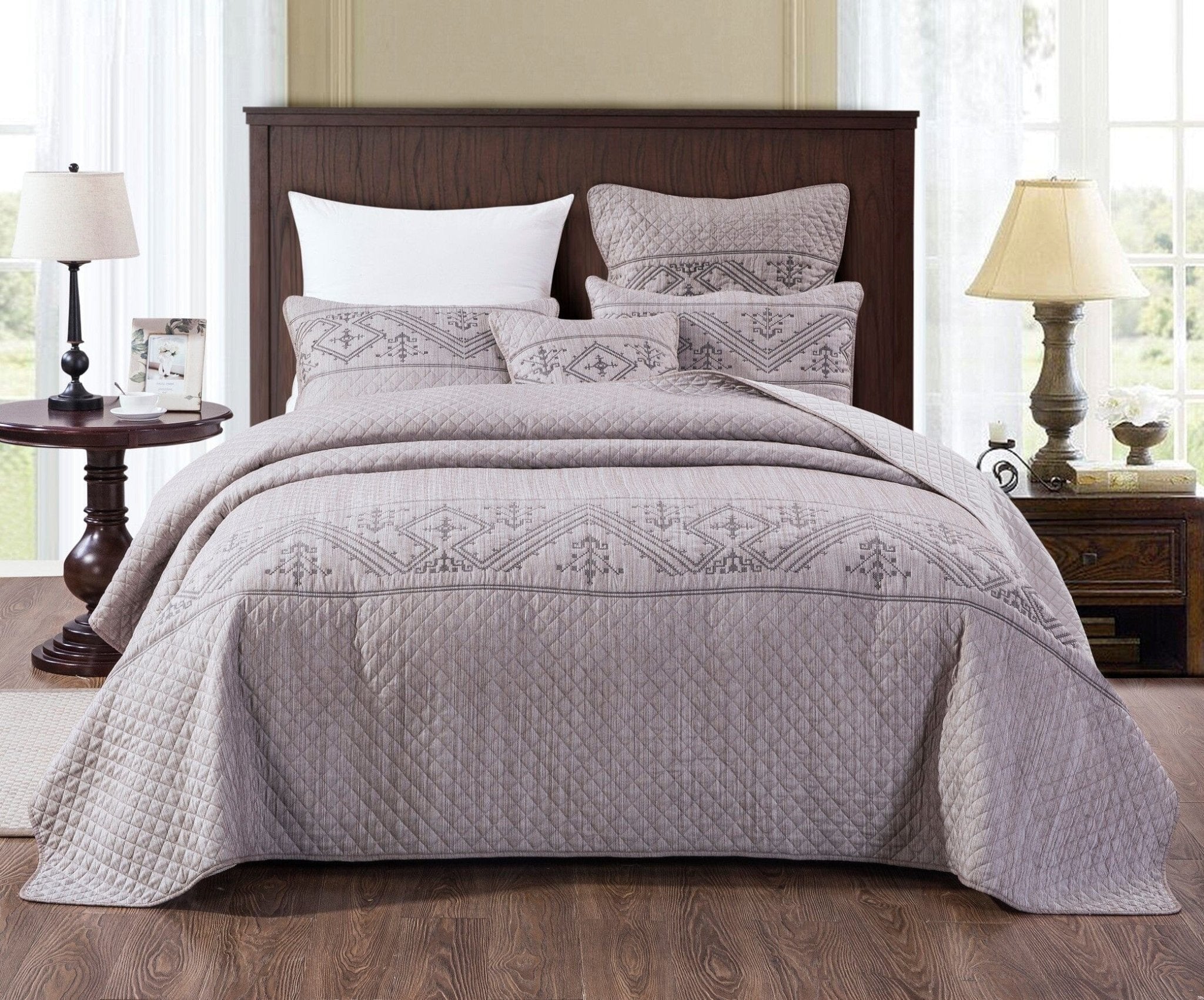 DaDa Bedding Collection DaDa Bedding Whimsical Lavender Grey Cottage Soft Quilted Coverlet Bedspread Set (JHW866) | Direct Furnish