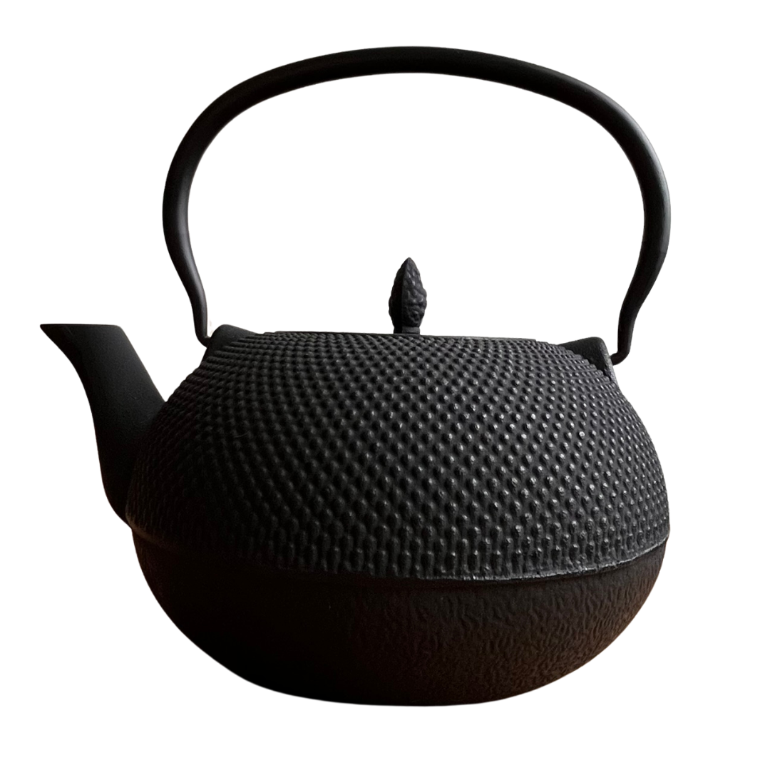 Cast iron teapot 1,8 liters