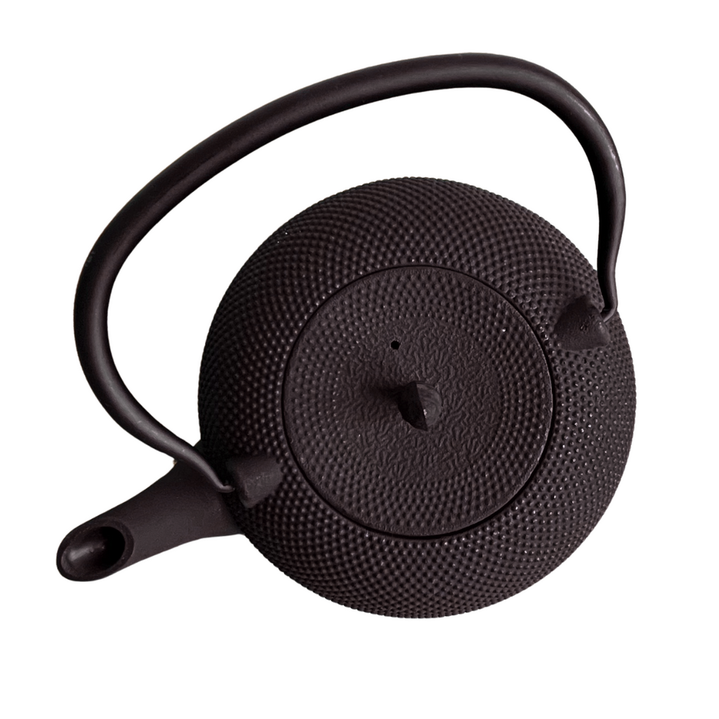 Cast iron teapot 1,8 liters